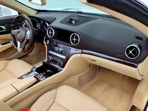 Used 2016 Mercedes-Benz SL 400 w/ Premium I Package image 23