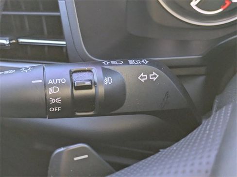 Used 2024 Mitsubishi Outlander SE image 26