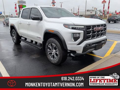 Used 2025 GMC Canyon AT4 image 1