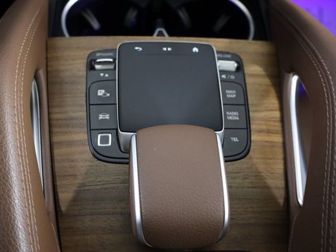 Certified 2025 Mercedes-Benz GLE 350 4MATIC image 26