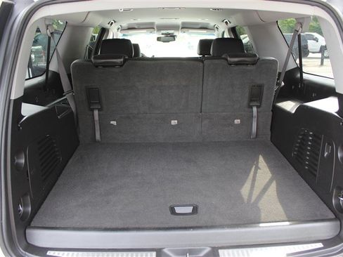 Used 2019 Chevrolet Suburban LT AWD/4WD image 18