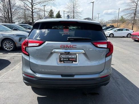 Certified 2023 GMC Terrain SLE w/ Driver Convenience Package FWD image 6