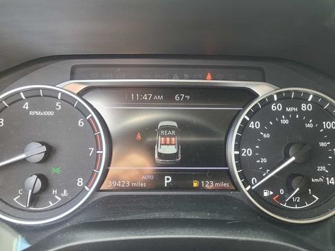 Used 2023 Nissan Rogue SV AWD/4WD image 26
