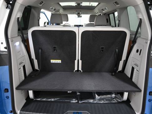 New 2025 Volkswagen ID. Buzz 1st Edition image 23