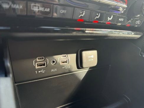 New 2025 Jeep Grand Cherokee Limited w/ Black Appearance Package image 33