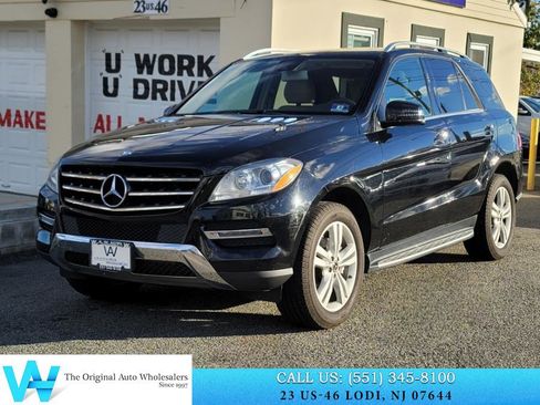 Used 2013 Mercedes-Benz ML 350 4MATIC image 3