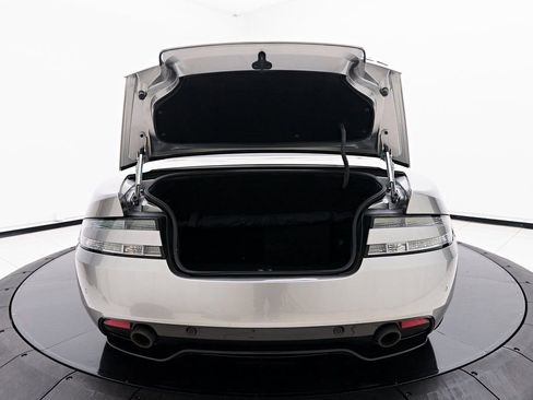 Used 2016 Aston Martin DB9 GT image 31