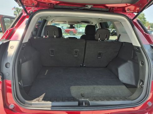 Used 2020 GMC Terrain SLE FWD image 27