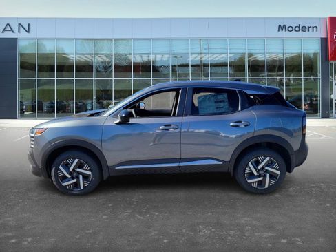 New 2026 Nissan Kicks SV image 7