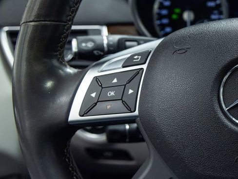 Used 2015 Mercedes-Benz GL 450 4MATIC image 15