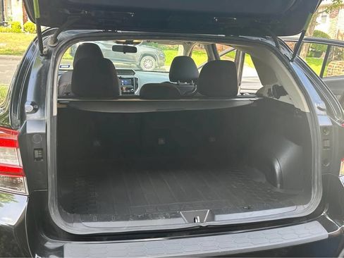 Used 2018 Subaru Crosstrek 2.0i Premium AWD/4WD image 14