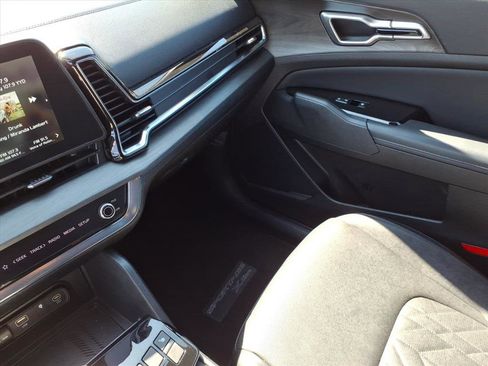 Used 2023 Kia Sportage X-Line AWD/4WD image 26