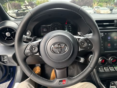 New 2025 Toyota GR86 image 14