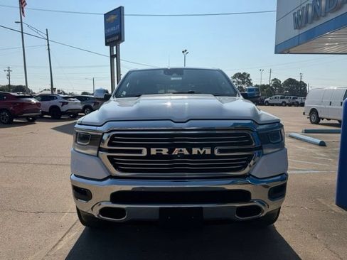 Used 2022 RAM 1500 Laramie AWD/4WD image 2
