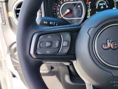 New 2026 Jeep Gladiator Sport AWD/4WD image 28