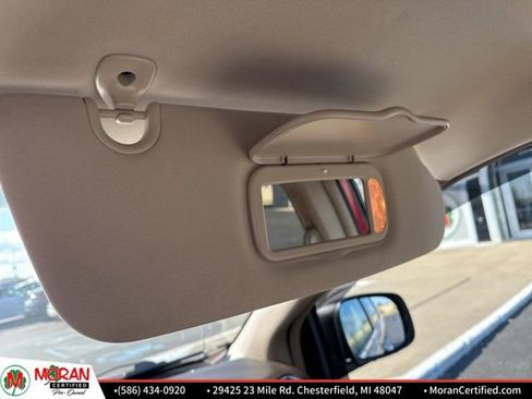 Used 2014 Chrysler Town & Country Touring-L w/ Trailer Tow Group image 20