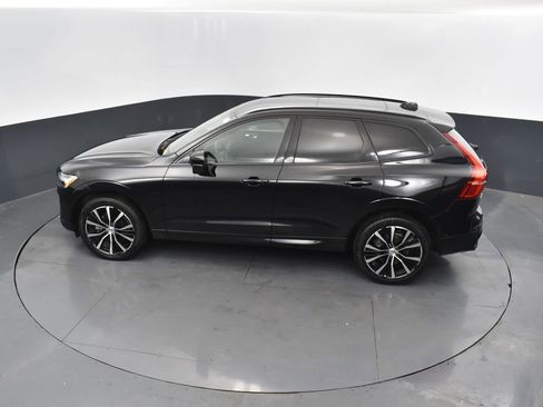 Used 2024 Volvo XC60 B5 Plus image 46