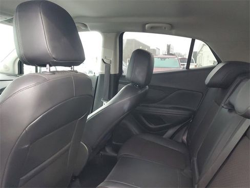 Used 2020 Buick Encore Preferred image 8