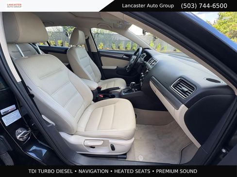 Used 2013 Volkswagen Jetta TDI FWD image 21