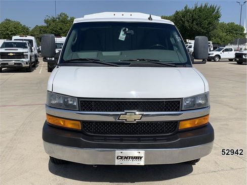 Used 2020 Chevrolet Express 3500 w/ Power Convenience Package RWD image 12