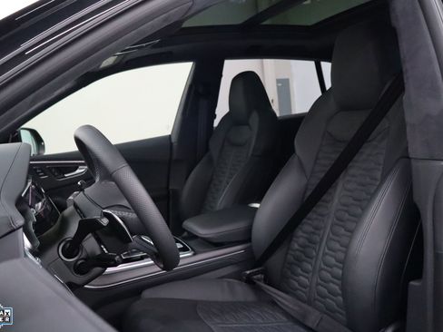 Used 2025 Audi RS Q8 performance image 13