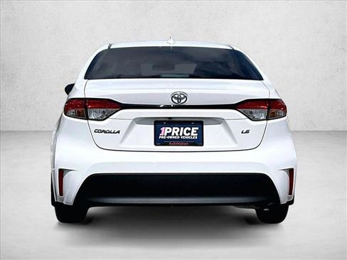 Used 2024 Toyota Corolla LE FWD image 4