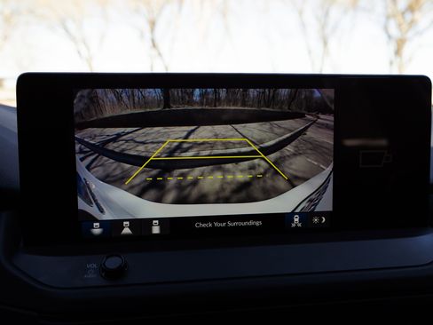 Used 2025 Honda Accord Sport image 31