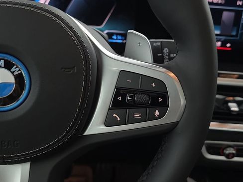 New 2026 BMW X5 xDrive50e image 18