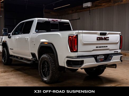 Used 2021 GMC Sierra 2500 AT4 w/ AT4 Preferred Package image 7
