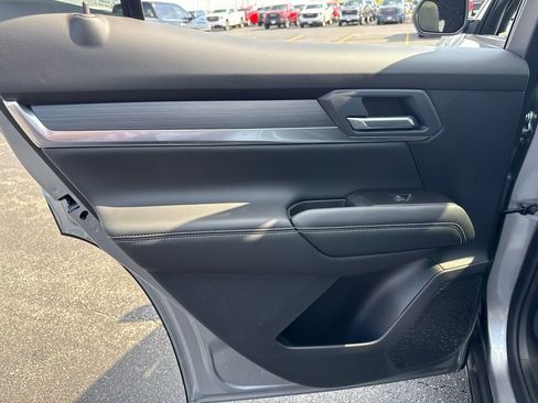 New 2026 GMC Terrain Elevation w/ Elevation Premium Package AWD/4WD image 32