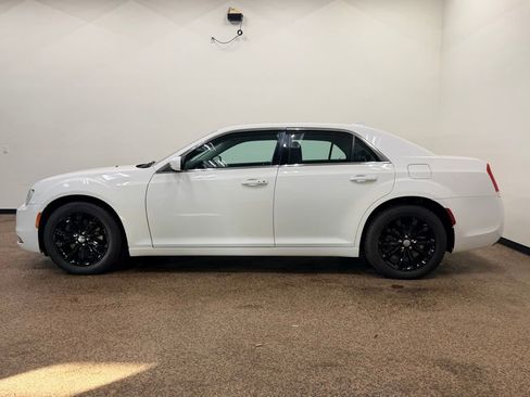 Used 2017 Chrysler 300 Limited AWD/4WD image 2