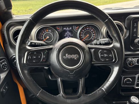 Used 2018 Jeep Wrangler Unlimited Sport S AWD/4WD image 14