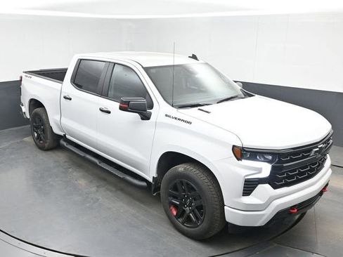 New 2026 Chevrolet Silverado 1500 RST w/ Redline Edition AWD/4WD image 32