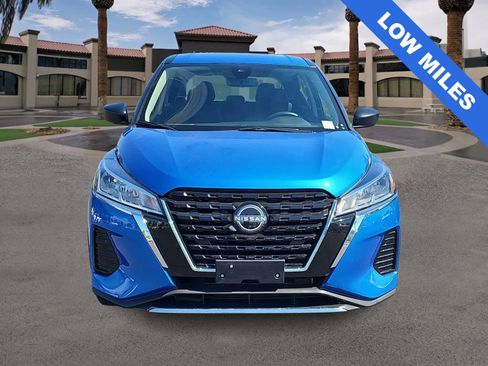 Used 2024 Nissan Kicks S w/ Interior Electronics Package FWD image 3