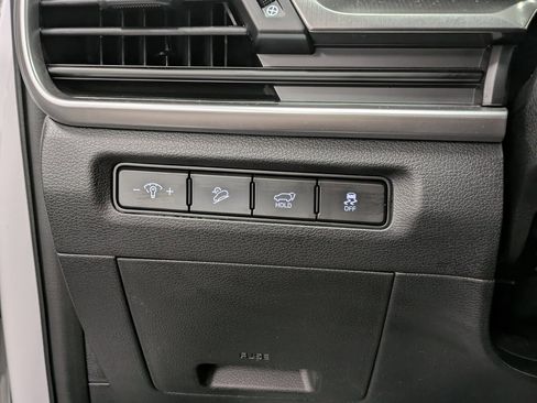 Used 2025 Kia Telluride S image 19