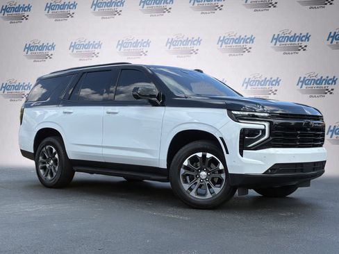 Used 2026 Chevrolet Tahoe LT w/ Comfort Package RWD image 2