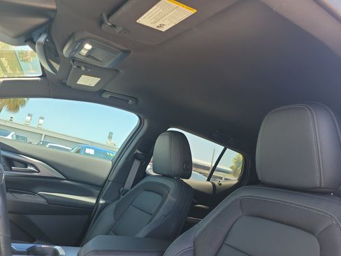 Used 2024 Chevrolet Equinox EV LT FWD image 13