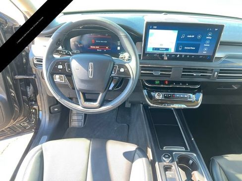 Used 2024 Lincoln Corsair FWD w/ Equipment Group 101A image 18