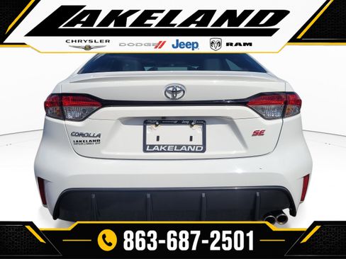 Used 2025 Toyota Corolla SE FWD image 5