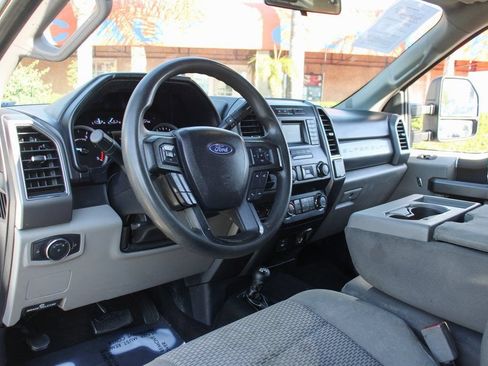 Used 2019 Ford F550 4x4 Crew Cab Super Duty image 18