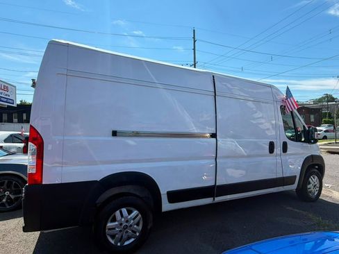 Used 2019 RAM ProMaster 2500 w/ Interior Convenience Group FWD image 4