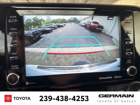 Used 2022 Toyota Highlander XLE image 15