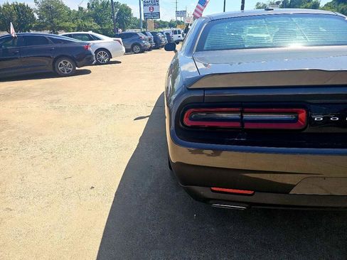 Used 2022 Dodge Challenger GT image 10