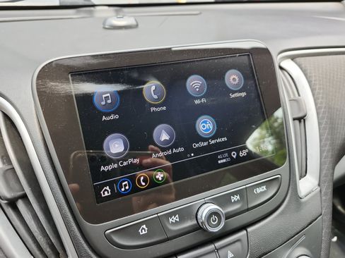 Used 2023 Chevrolet Malibu LS FWD image 17