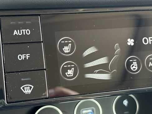 New 2026 Genesis G70 2.5T Prestige AWD/4WD image 19