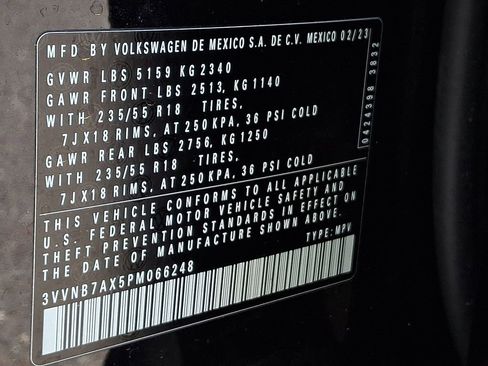 Certified 2023 Volkswagen Tiguan SE FWD image 27