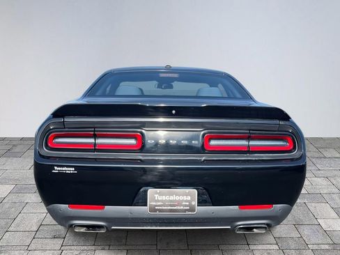 Used 2019 Dodge Challenger R/T image 6