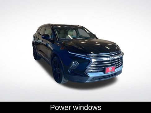 Used 2024 Chevrolet Blazer Premier w/ Safety Plus Package AWD/4WD image 17