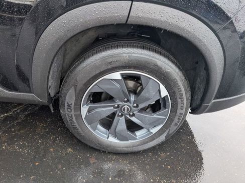 Certified 2026 Nissan Rogue SV AWD/4WD image 23