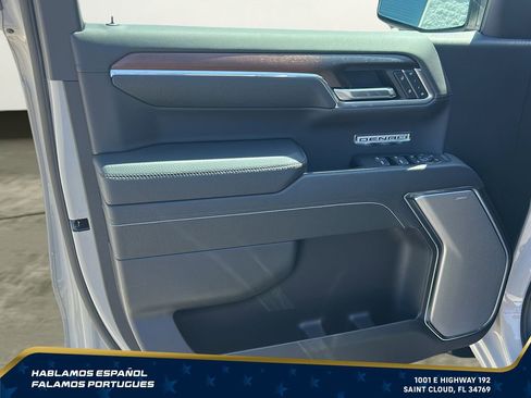 New 2026 GMC Sierra 1500 Denali w/ Denali Reserve Package AWD/4WD image 10